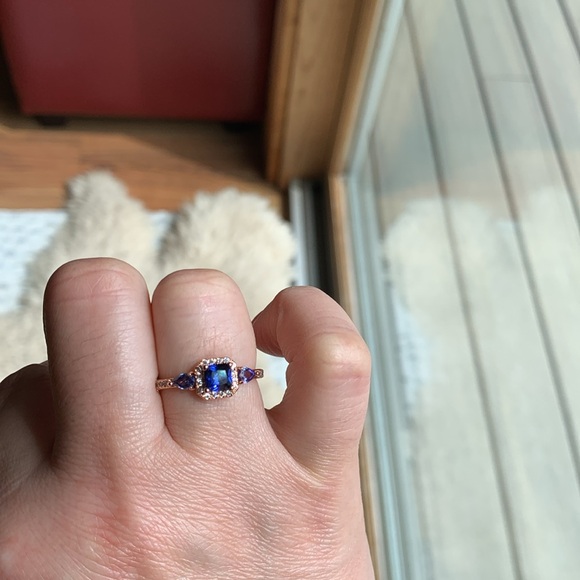 Bomb Party ring December birthday collection 2022 size 8 - Picture 5 of 5